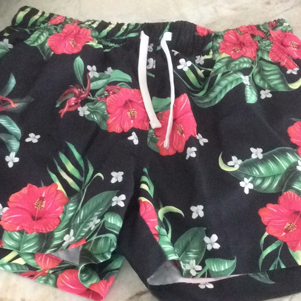 Men’s New Swim Trunks